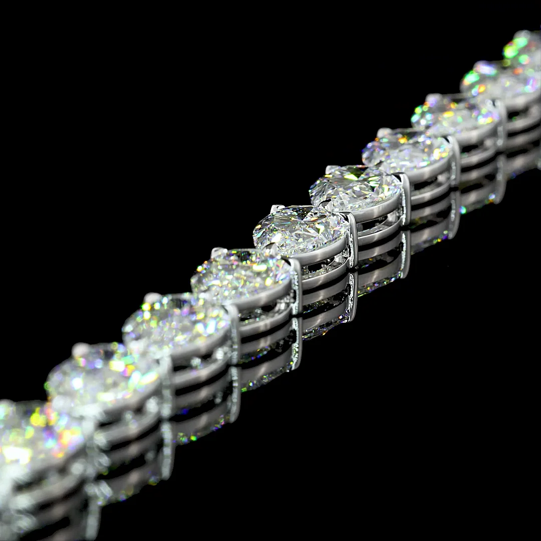 41.47 Cts 14k White Gold Pear Shape Special Necklace - Image 4