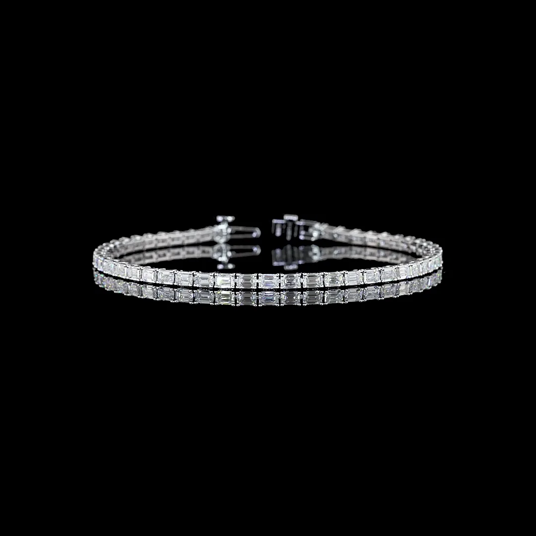 5.13 Cts 14k White Gold Emerald Shape Tennis Bracelet - Video