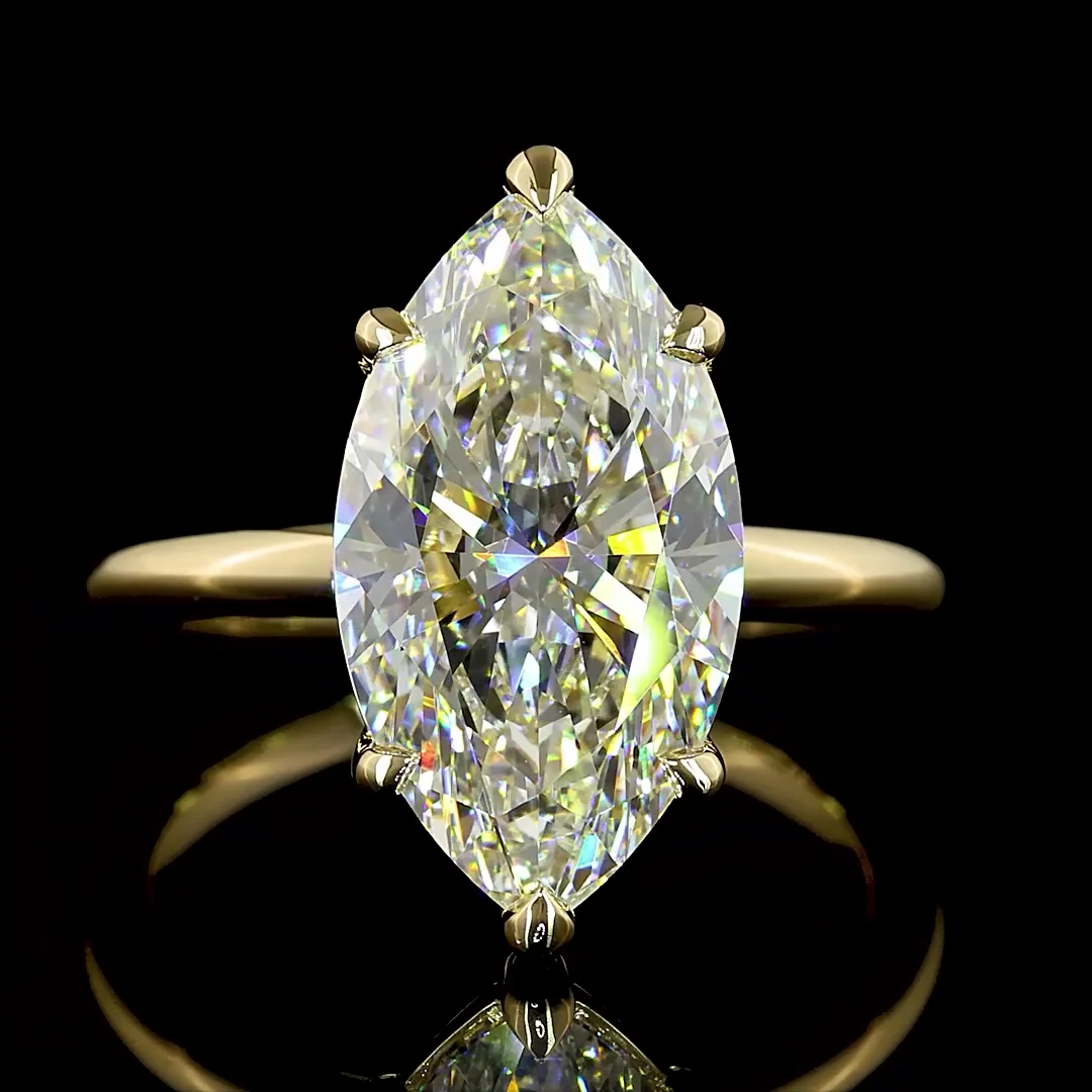 5.2 Cts 14k Yellow Gold Marquise Shape Solitaire Ring - Image 3