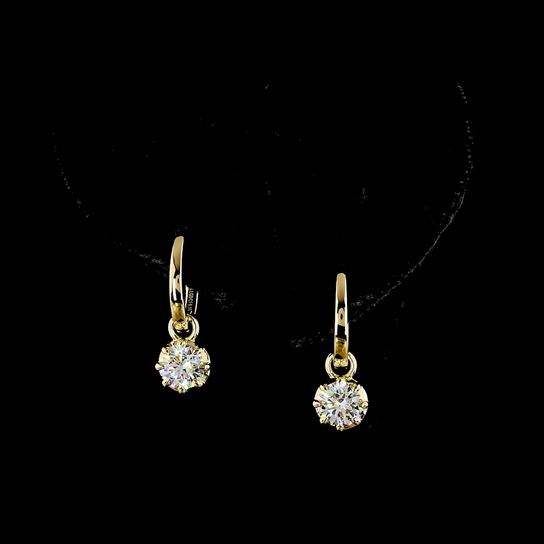 0.98 Cts 14k Yellow Gold Round Shape Hanging Earring - Video