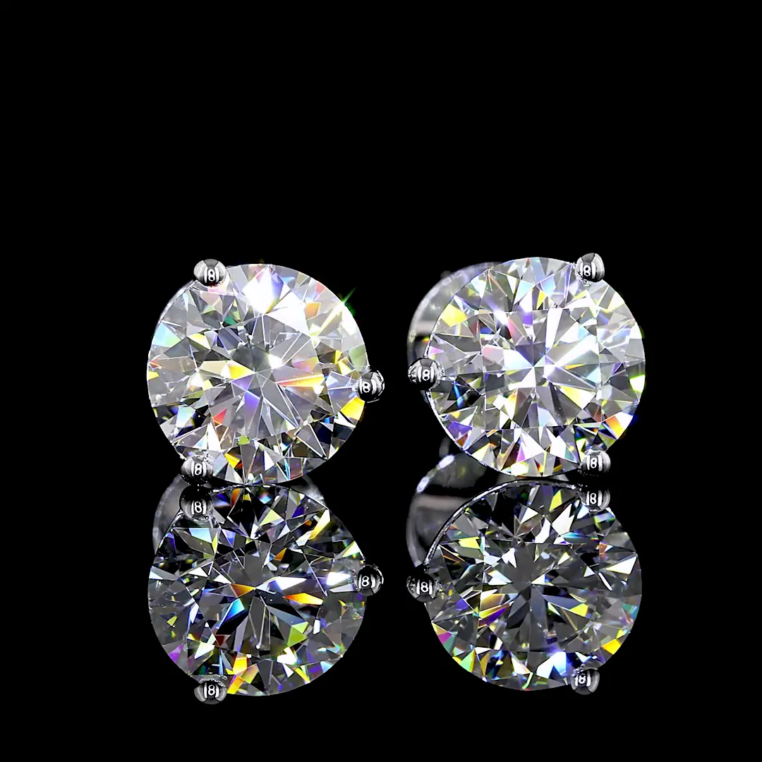 2.01 Cts 14k White Gold Round Shape Martini Earring - Video