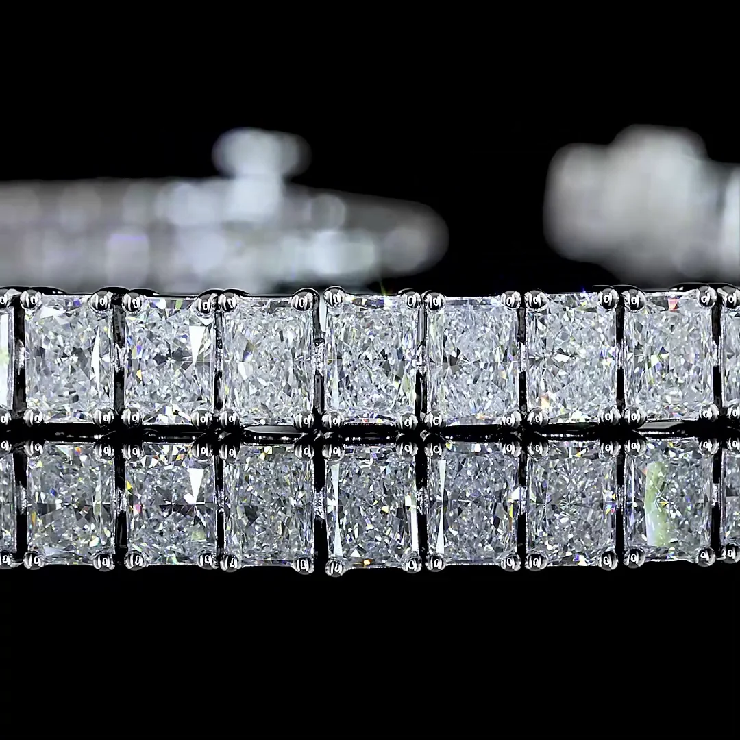 7.79 Cts 14k White Gold Radiant Shape Tennis Bracelet - Image 2