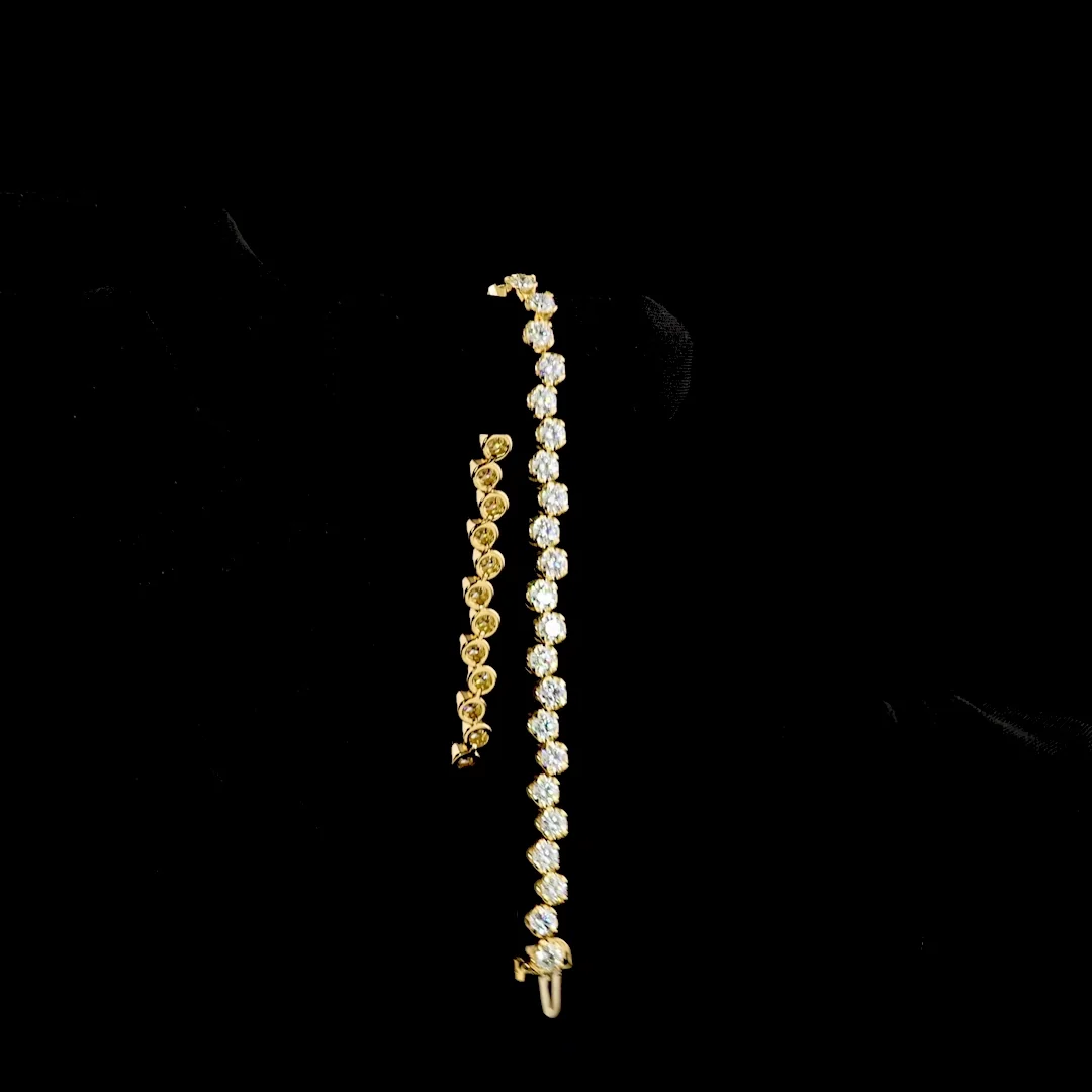 6.83 Cts 18k Yellow Gold Round Shape Tennis Bracelet - Image 3