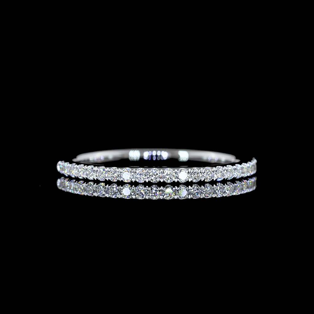 0.23 Cts 14k White Gold Round Shape Half Eternity Eternity Band - Video