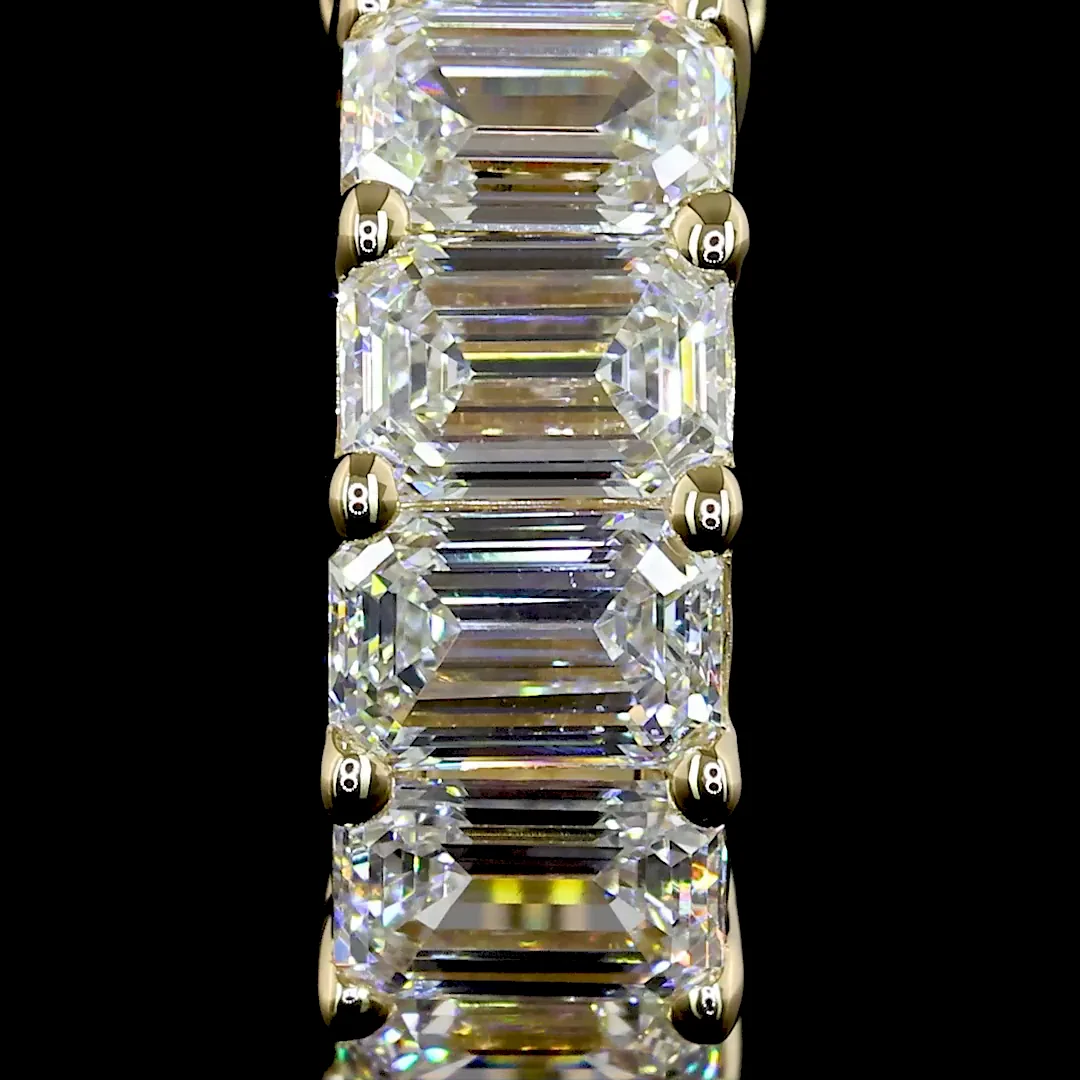 2.05 Cts 14k Yellow Gold Emerald Shape Huggies Earring - Image 3