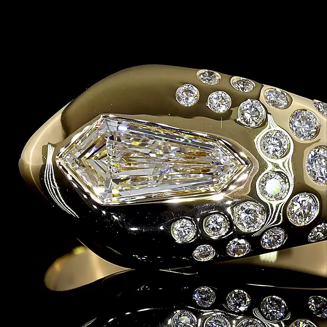 0.98 Cts 14k Yellow Gold Mix Shape Special Ring - Image 3