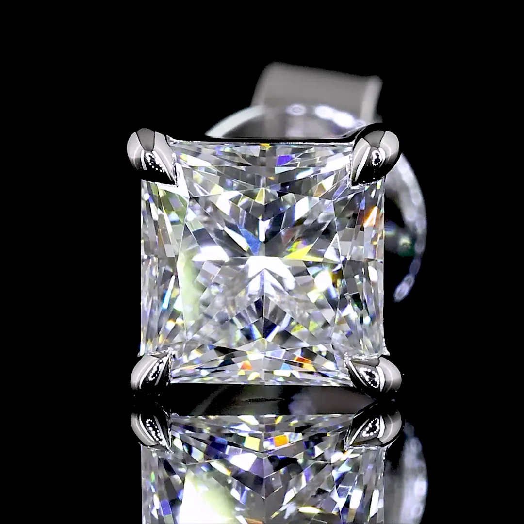 1.53 Cts 18k White Gold Princess Shape Studs Earring - Image 3