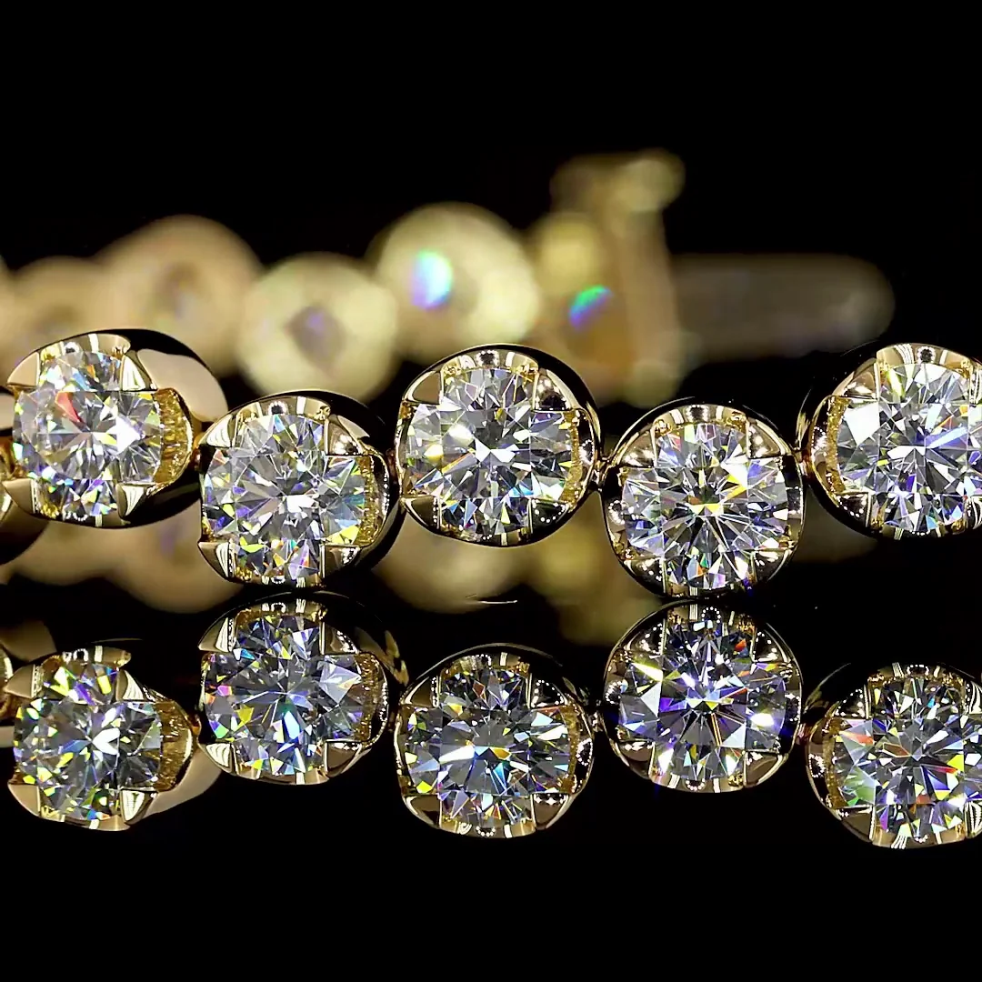 6.76 Cts 18k Yellow Gold Round Shape Tennis Bracelet - Image 2