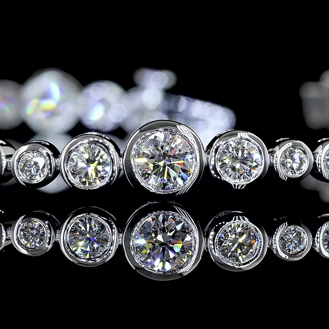 4.17 Cts 14k White Gold Round Shape Station Line Tennis Bracelet - Image 2