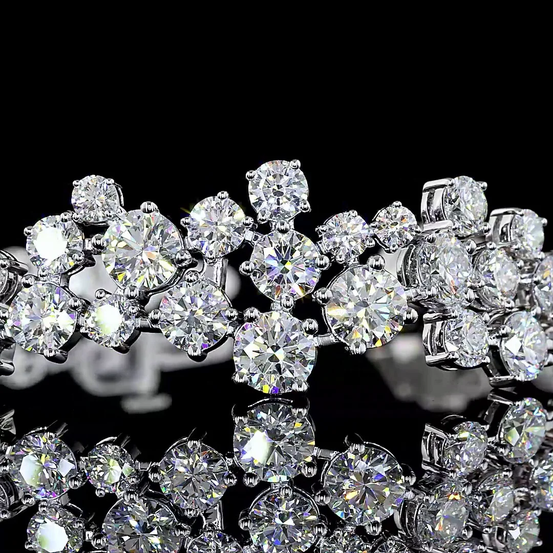 9.31 Cts 14k White Gold Round Shape Special Bracelet - Image 2