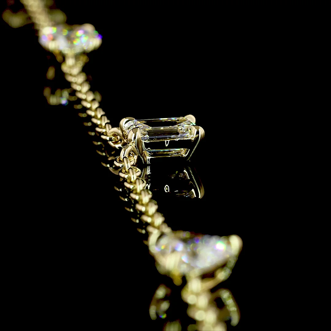 2.6 Cts 14k Yellow Gold Round Shape Station Necklace - Image 2