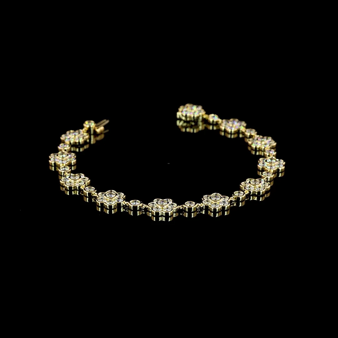 7.59 Cts 18k Yellow Gold Round Shape Station Bracelet - Video