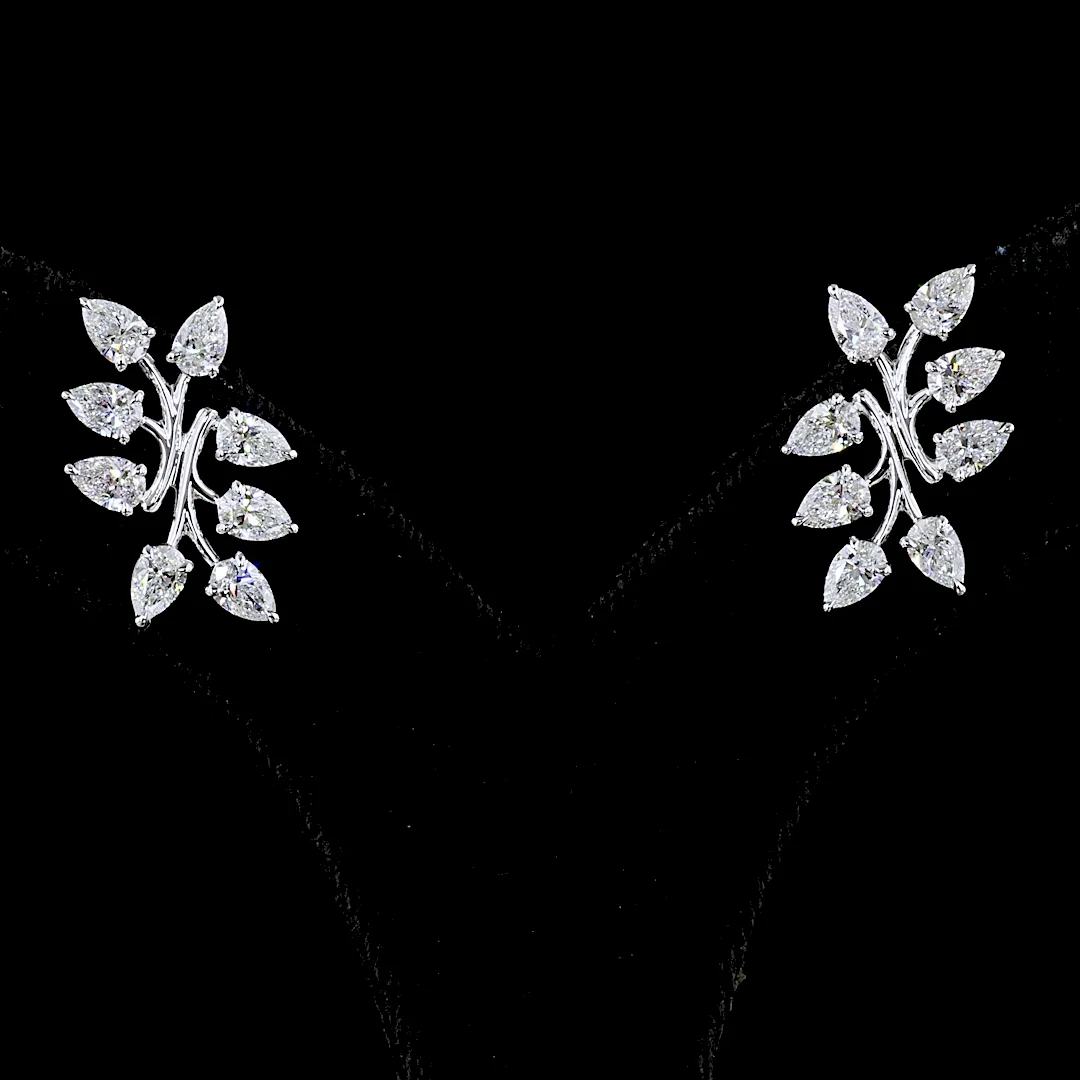 2.63 Cts 14k White Gold Pear Shape Special Earring - Video