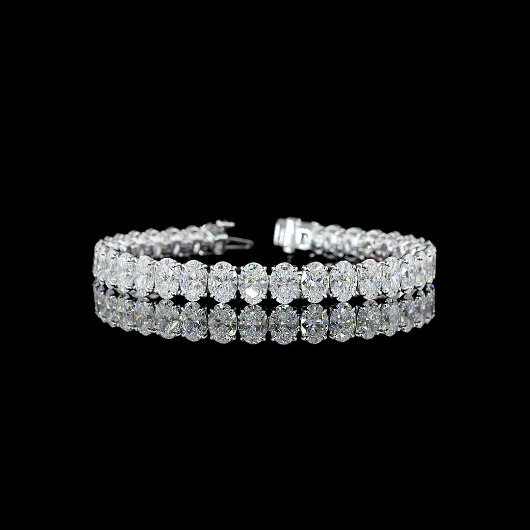 25.45 Cts 14k White Gold Oval Shape Tennis Bracelet - Video