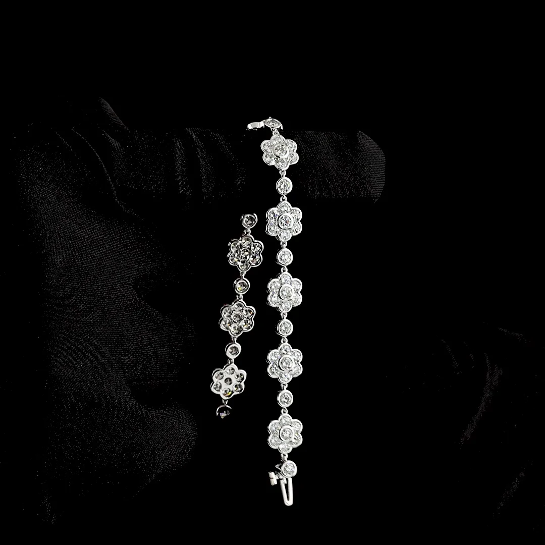 7.46 Cts 18k White Gold Round Shape Station Bracelet - Image 3
