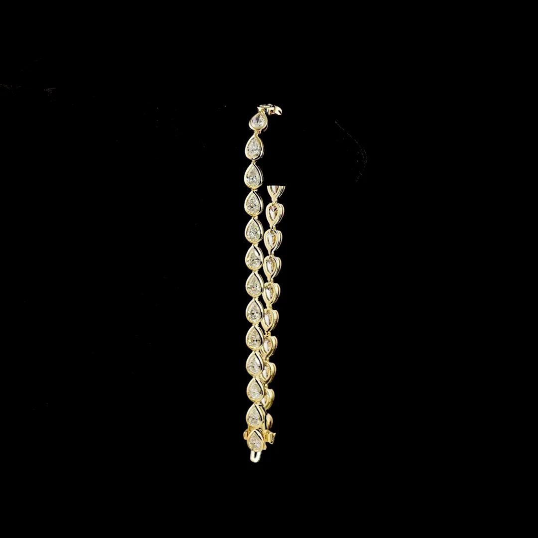 5.91 Cts 14k Yellow Gold Pear Shape Tennis Bracelet - Image 3