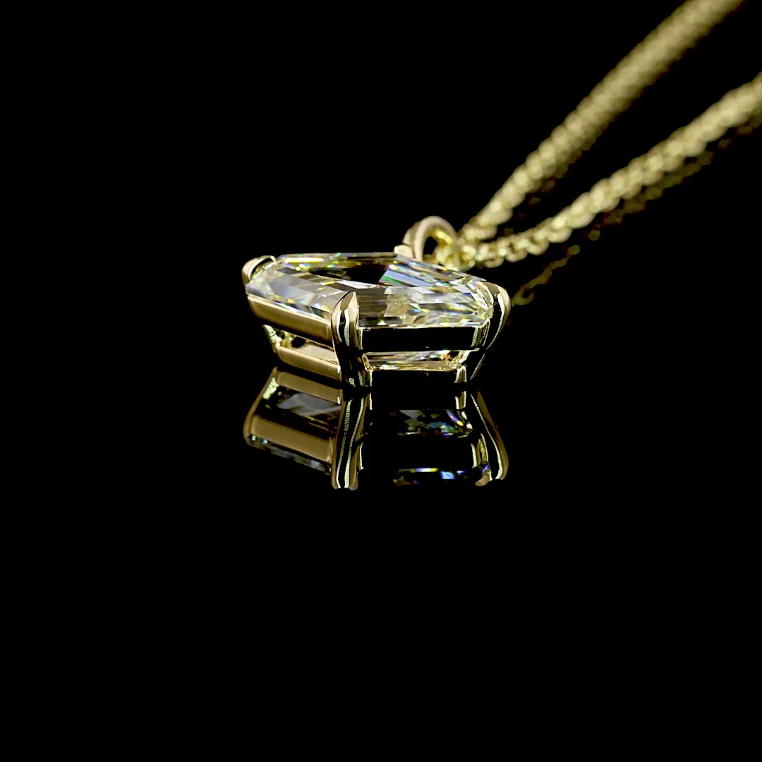 1.06 Cts 14k Yellow Gold Lozenge Step Cut Shape Solitaire Necklace - Image 2