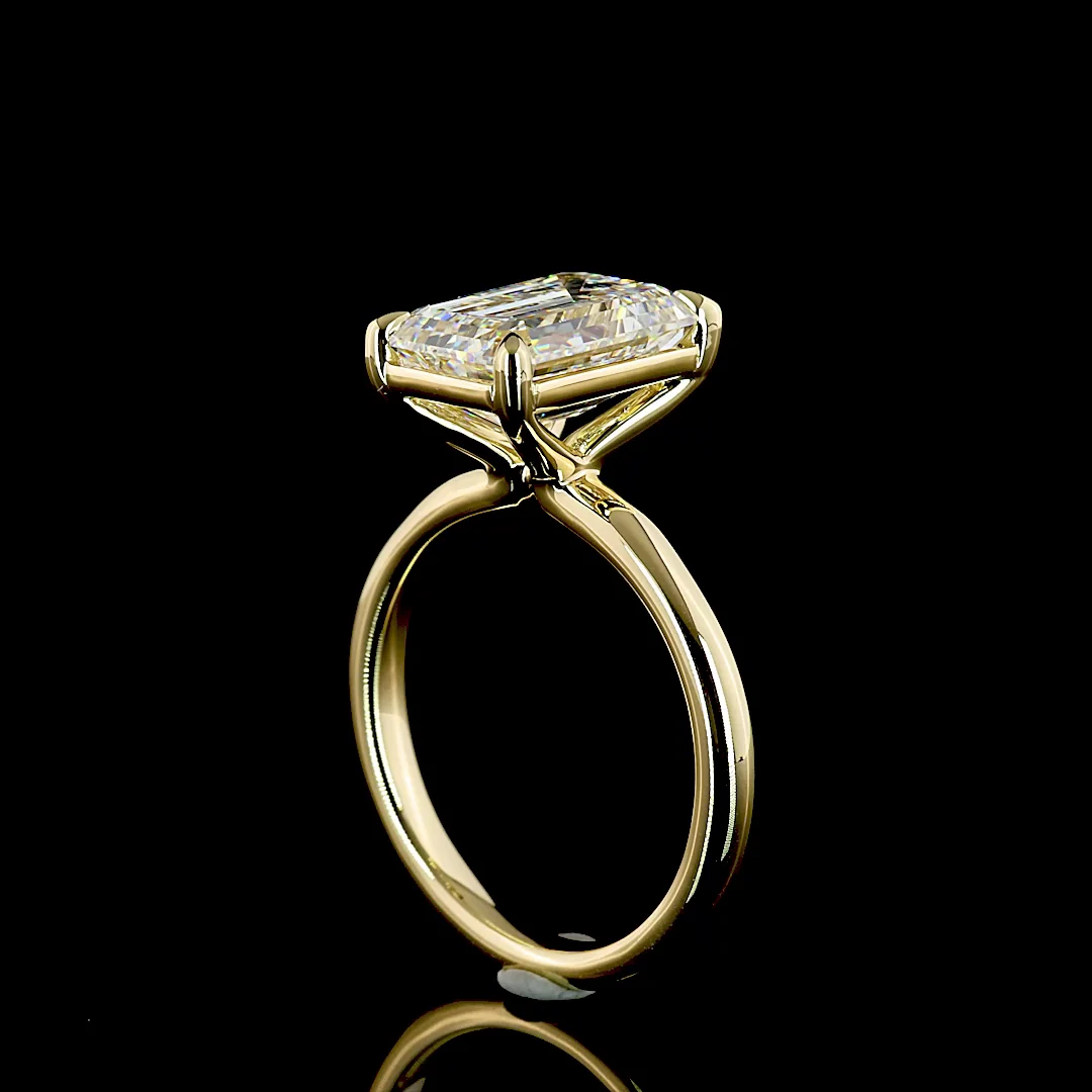 4.01 Cts 14k Yellow Gold Emerald Shape Solitaire Ring - Image 2