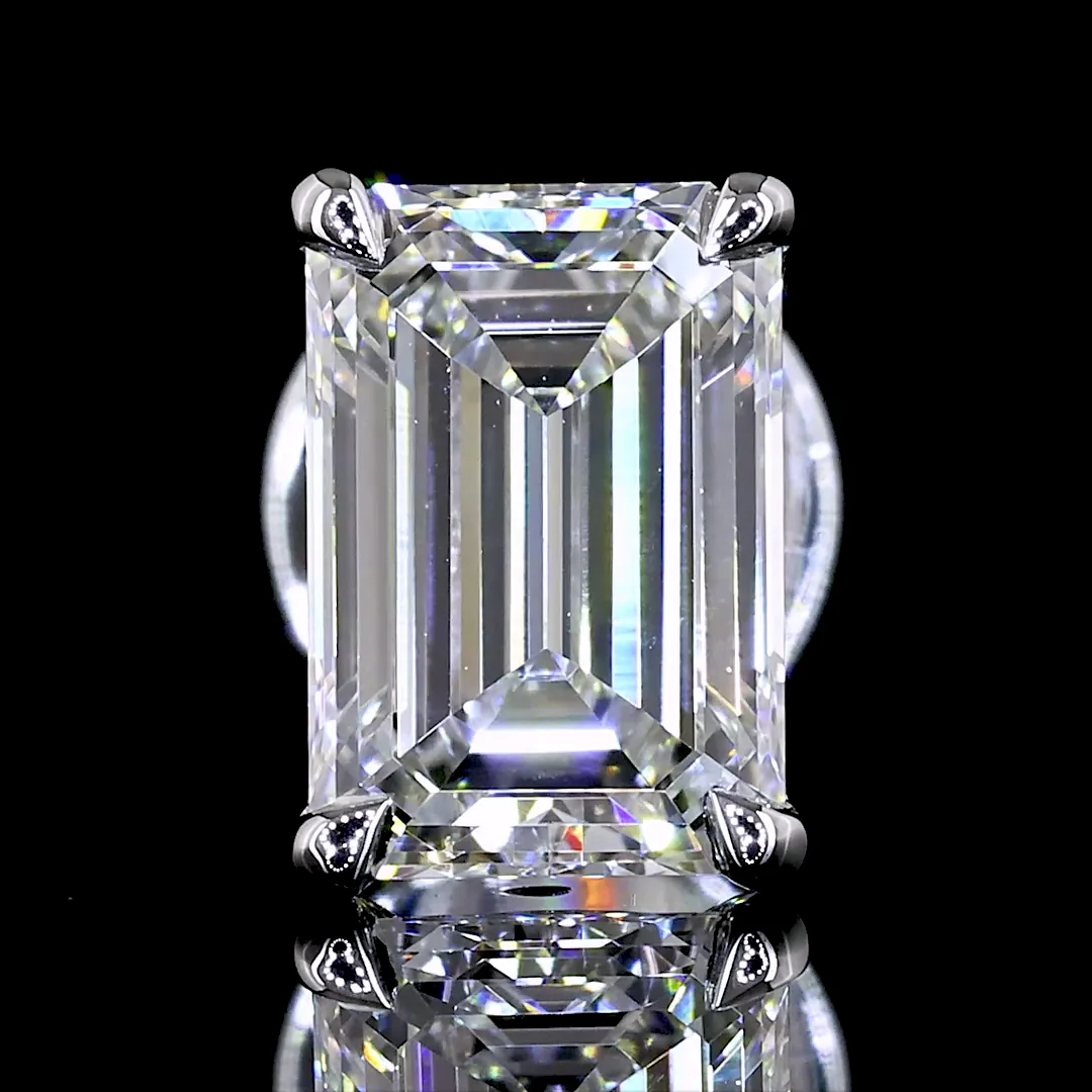 1.53 Cts 14k White Gold Emerald Shape Studs Earring - Image 2