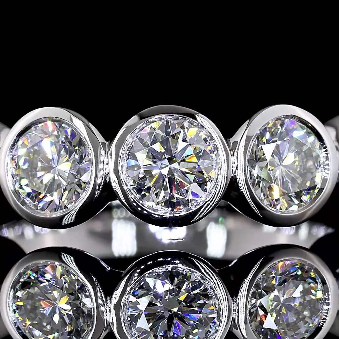 2.05 Cts 14k White Gold Round Shape 5 Stones Eternity Band - Image 3