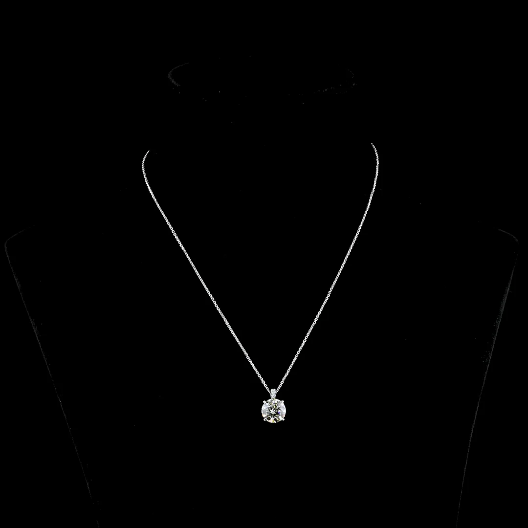 2.82 Cts 14k White Gold Round Shape Pendant Pendant - Video
