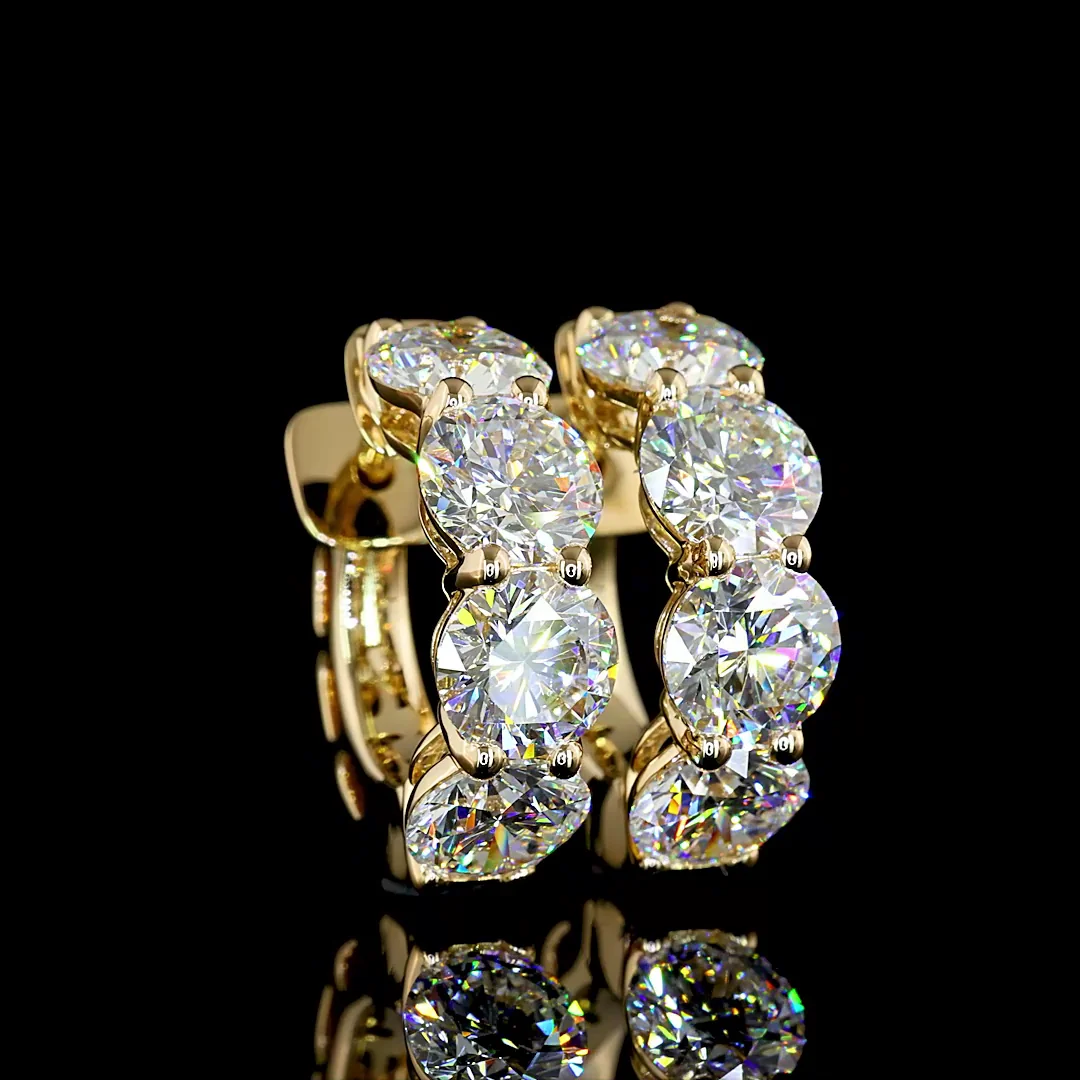 4.98 Cts 14k Yellow Gold Round Shape Huggies Earring - Video