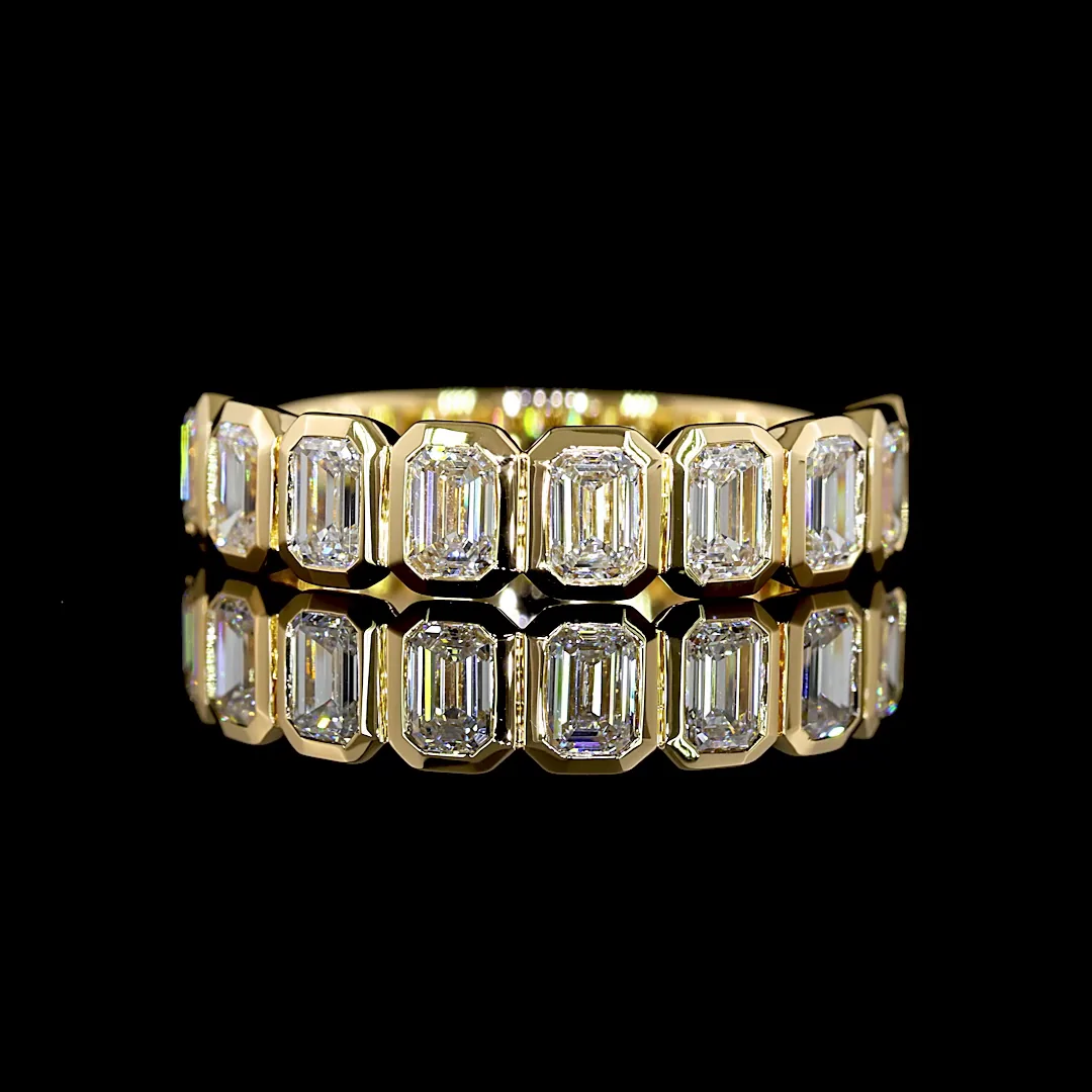 1.34 Cts 18k Yellow Gold Emerald Shape Half Eternity Eternity Band - Video