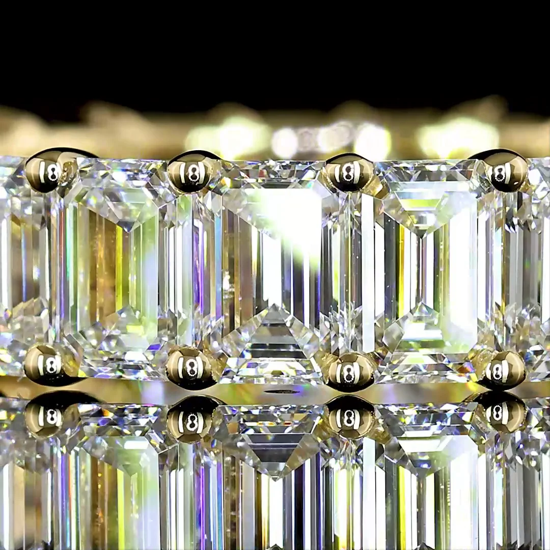 4.57 Cts 14k Yellow Gold Emerald Shape Eternity Band Eternity Band - Image 3