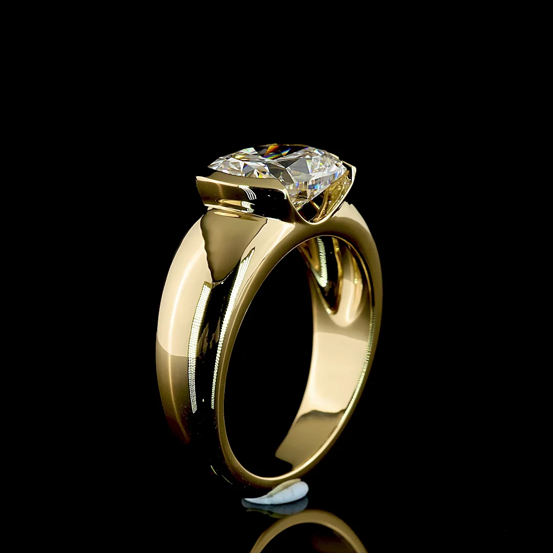 3.04 Cts 14k Yellow Gold Cushion Brilliant Shape Solitaire Ring - Image 4