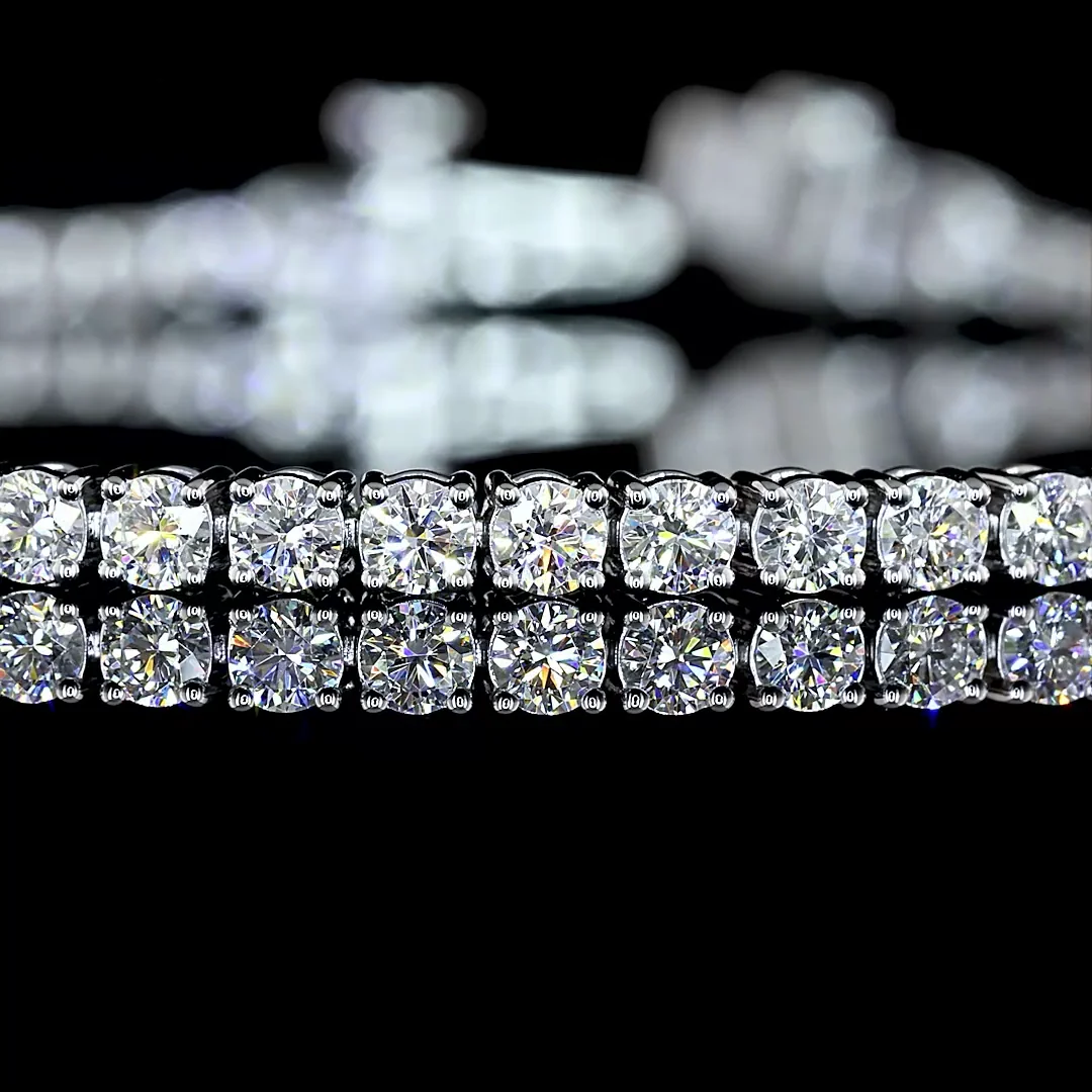 2.74 Cts 14k White Gold Round Shape Tennis Bracelet - Image 2