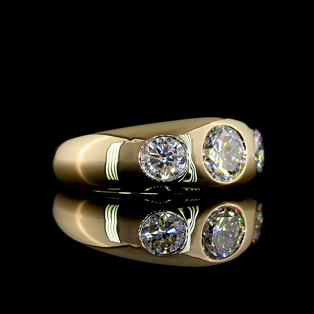 2.07 Cts 14k Yellow Gold Round Shape 3 Stones Ring - Video