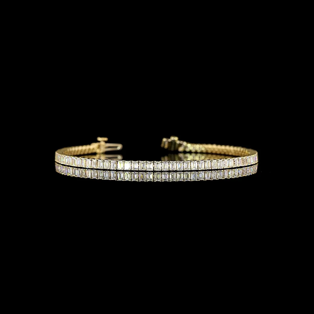 3.88 Cts 14k Yellow Gold Emerald Shape Tennis Bracelet - Video