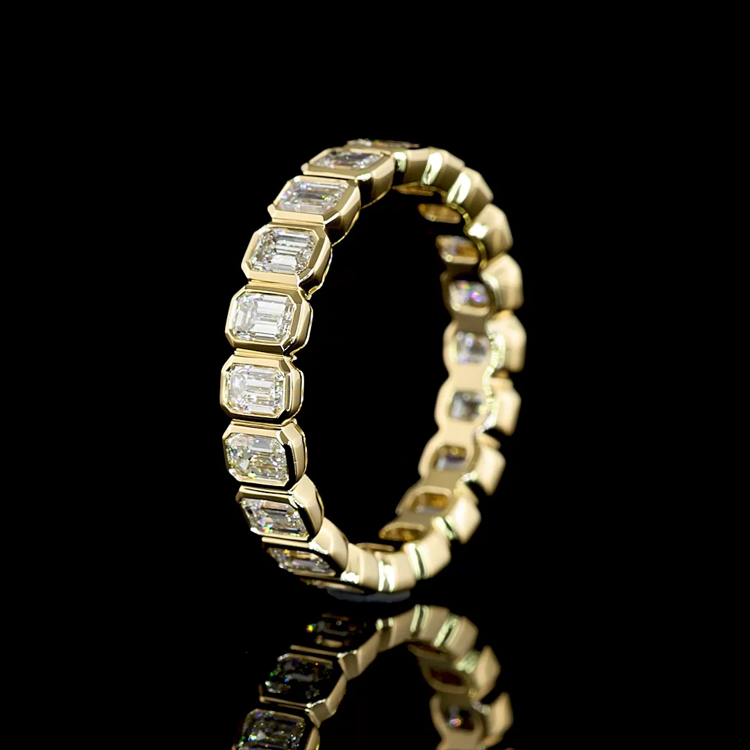 2.1 Cts 14k Yellow Gold Emerald Shape Eternity Band Eternity Band - Image 4