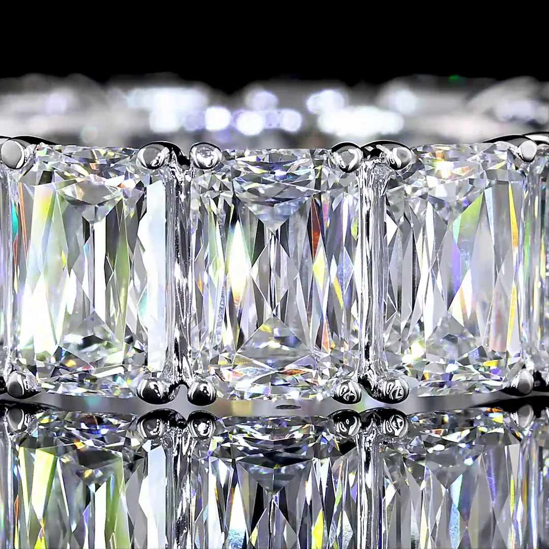 9.24 Cts 18k White Gold Radiant Modified Shape Eternity Band Eternity Band - Image 3