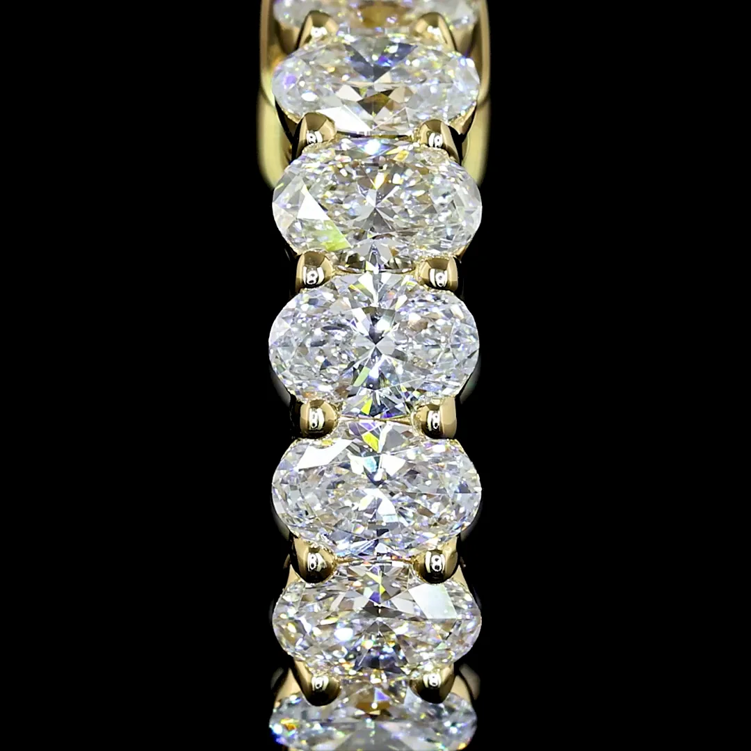 1.5 Cts 14k Yellow Gold Oval Shape Huggies Earring - Image 2