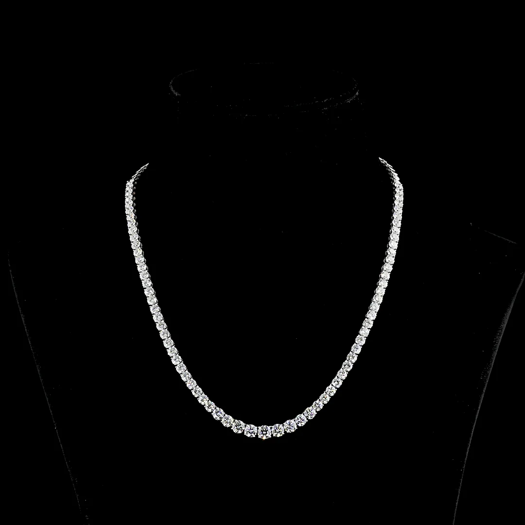 15.79 Cts 14k White Gold Round Shape Riviera Necklace - Video