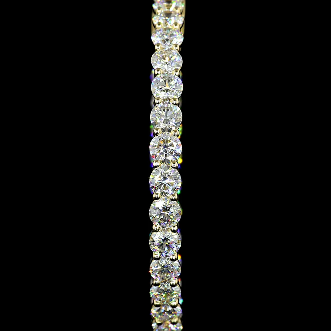 5.39 Cts 14k Yellow Gold Round Shape Hoops Earring - Image 2