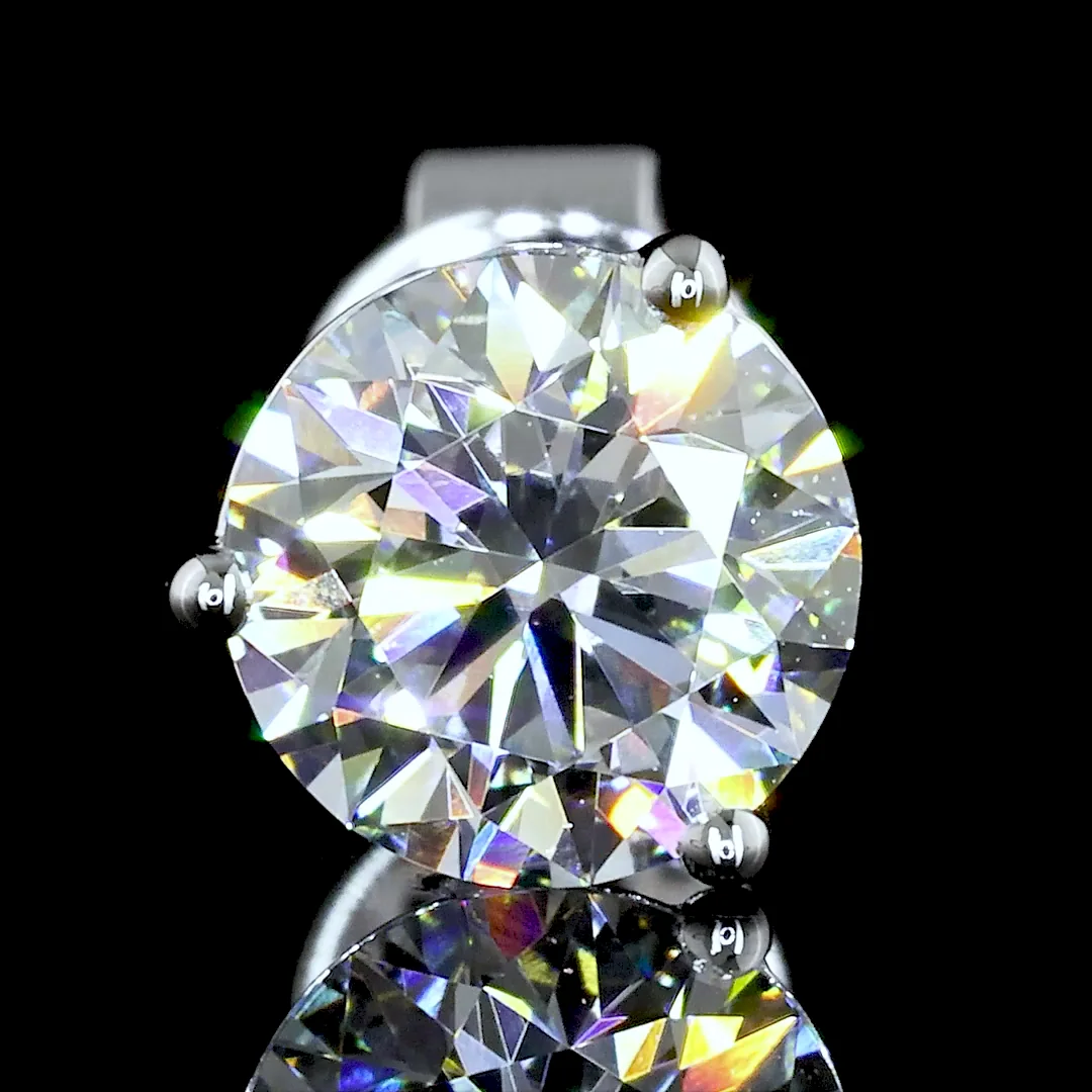 1.82 Cts 14k White Gold Round Shape Martini Earring - Image 4