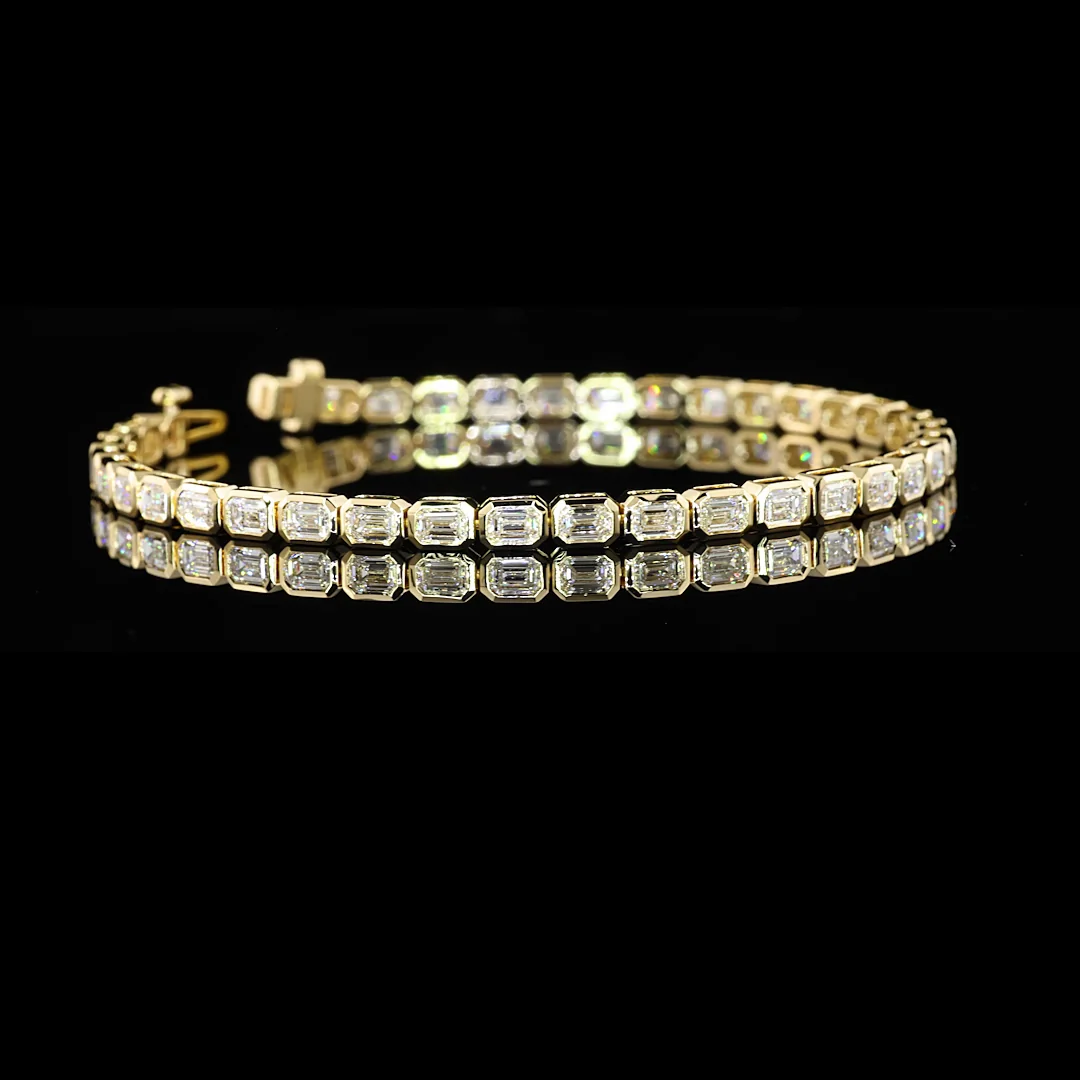 4.95 Cts 14k Yellow Gold Emerald Shape Tennis Bracelet - Video