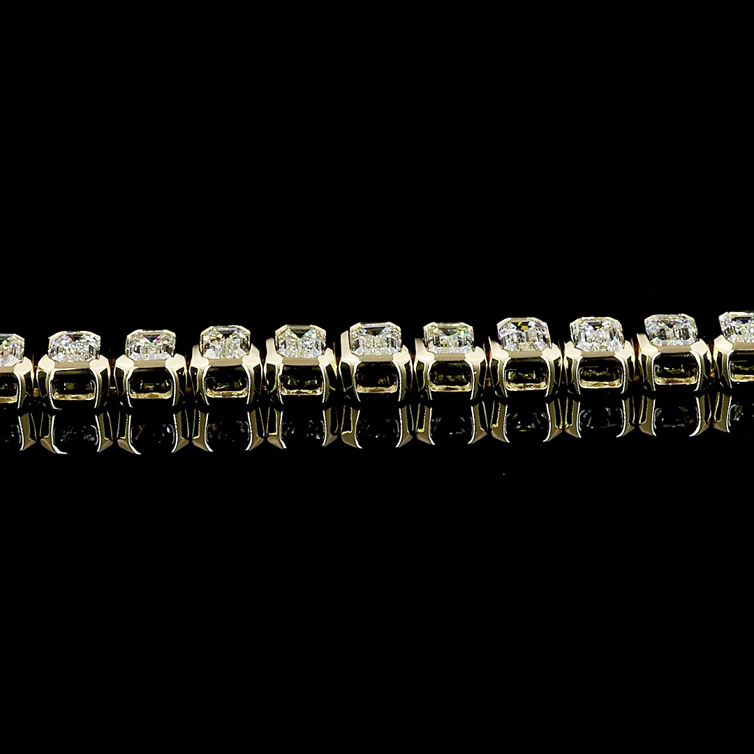 4.33 Cts 14k Yellow Gold Emerald Shape Tennis Bracelet - Image 4