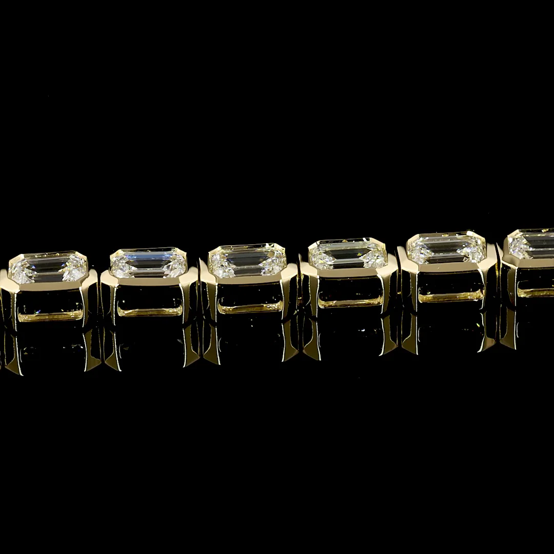 4.82 Cts 14k Yellow Gold Emerald Shape Tennis Bracelet - Image 4