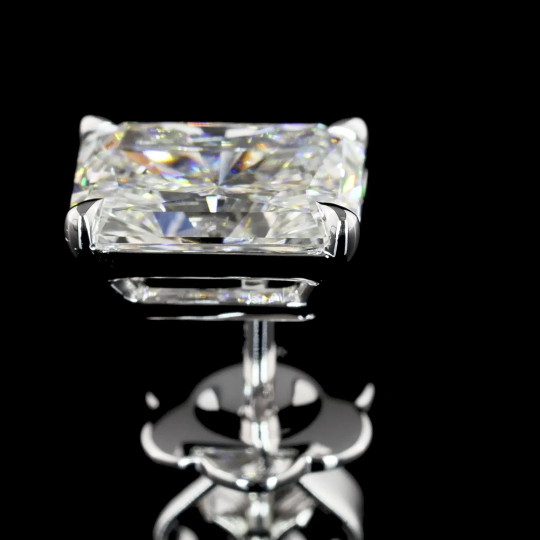 3.13 Cts 14k White Gold Radiant Shape Studs Earring - Image 4