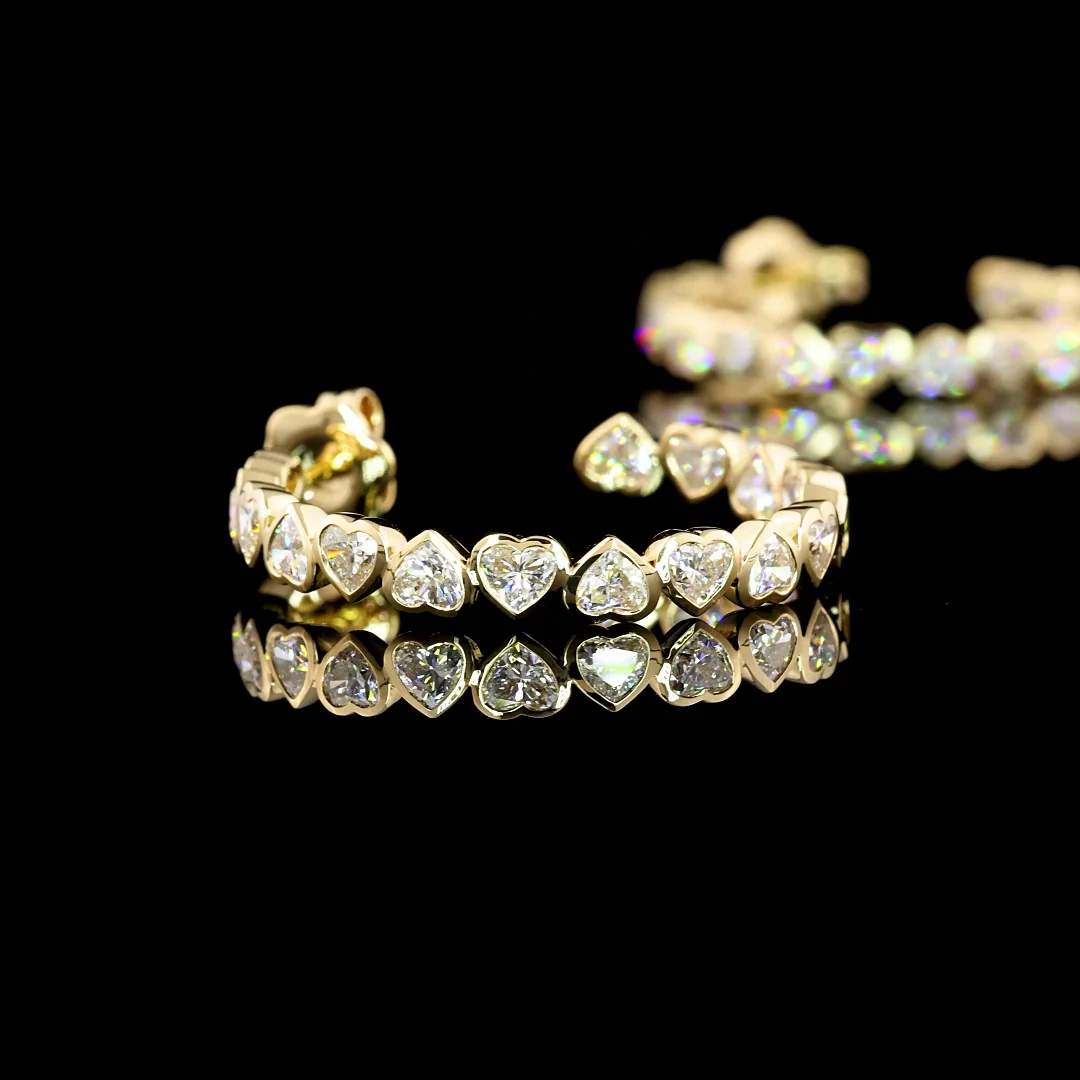 4.27 Cts 14k Yellow Gold Heart Shape C Hoops Earring - Image 4