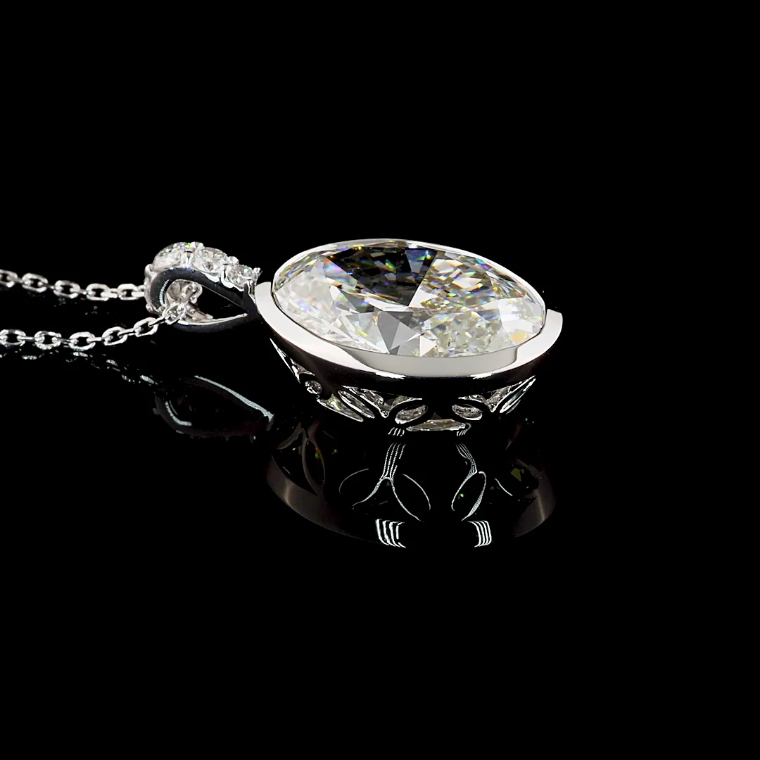 5.12 Cts 14k White Gold Oval Shape Pendant Pendant - Image 4