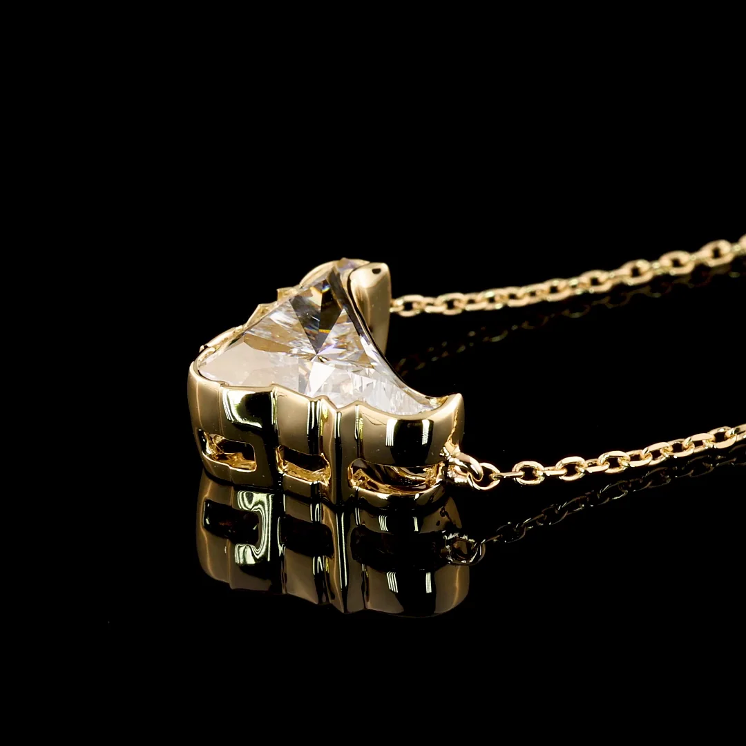 1.62 Cts 14k Yellow Gold Bull Shape Symbol Pendant - Image 4