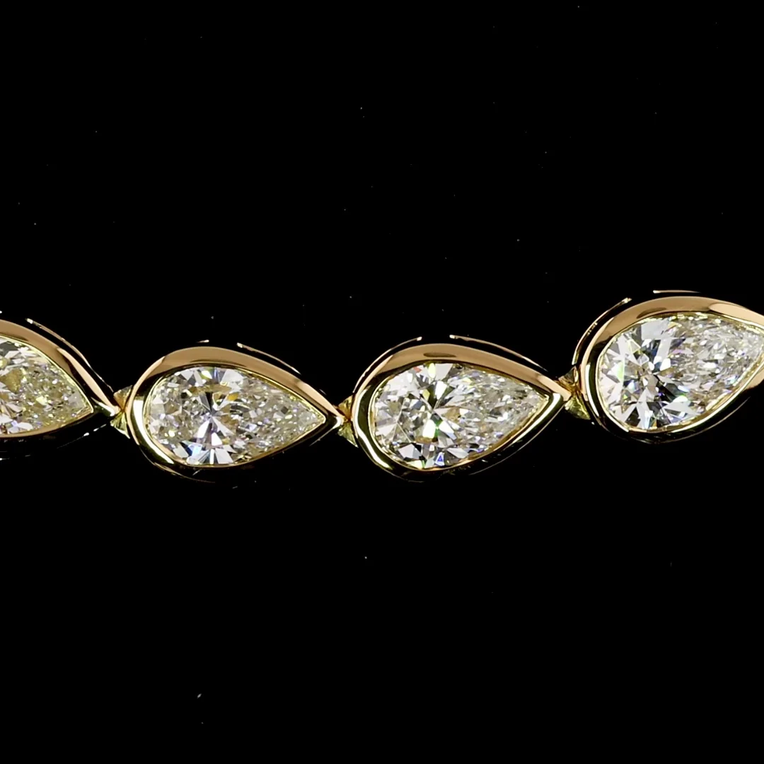 11.86 Cts 14k Yellow Gold Pear Shape Tennis Necklace - Image 2