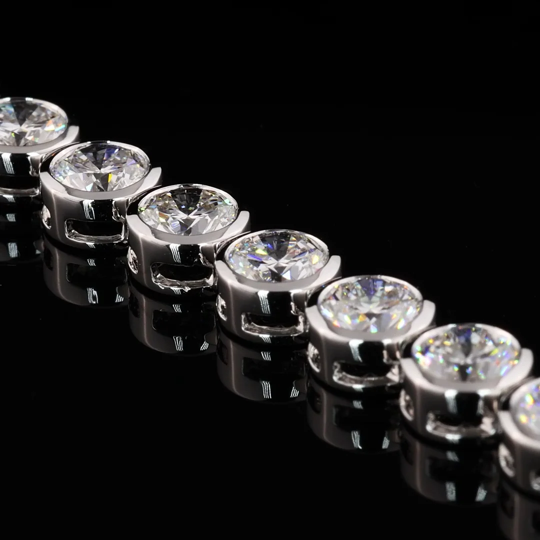 10.17 Cts 14k White Gold Round Shape Tennis Bracelet - Image 2