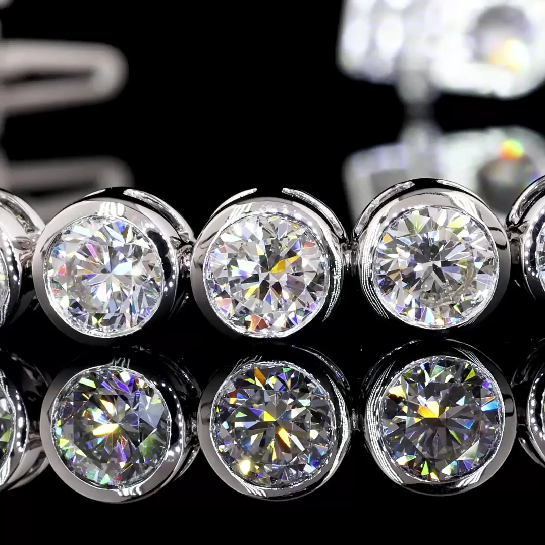 10.17 Cts 14k White Gold Round Shape Tennis Bracelet - Image 4