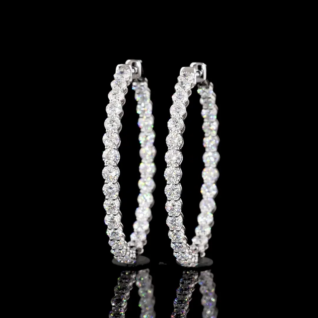 4.08 Cts 14k White Gold Round Shape Hoops Earring - Video