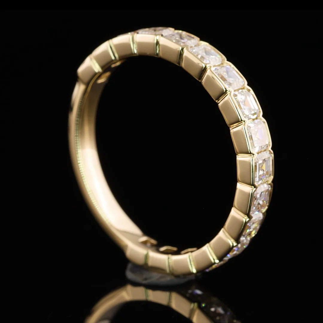 1.51 Cts 14k Yellow Gold Asscher Shape Half Eternity Eternity Band - Image 3